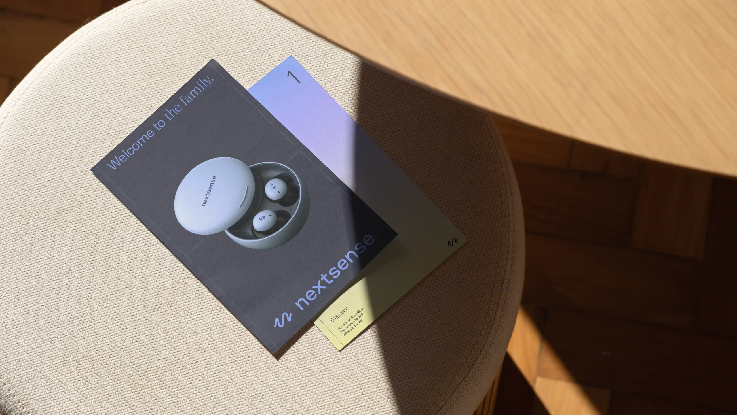 nextsense-welcome-brochure-packaging