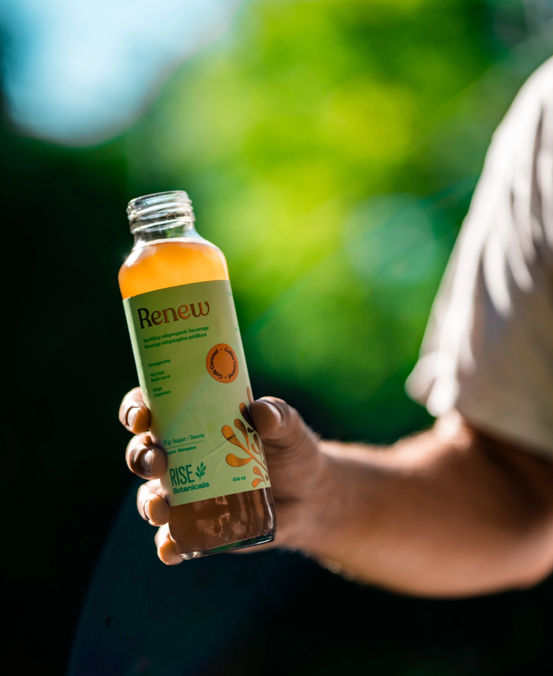 rise-botanicals-lifestyle-photography-renew